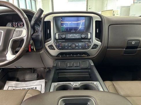 Used 2017 GMC Sierra 1500 SLT w/ SLT Premium Package AWD/4WD image 11
