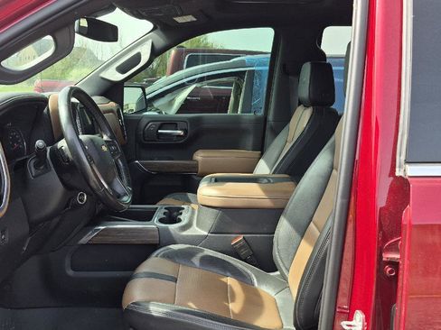 Used 2022 Chevrolet Silverado 1500 High Country w/ Safety Package II AWD/4WD image 6