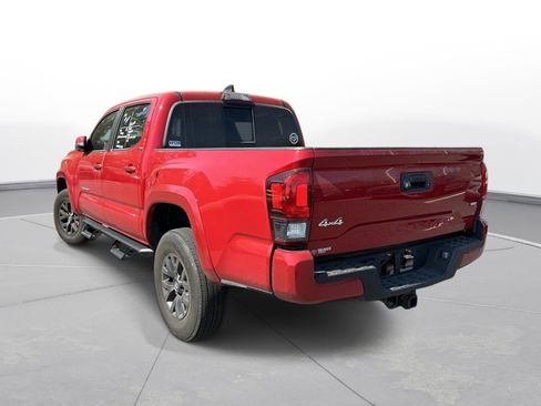 Used 2023 Toyota Tacoma SR5 w/ Technology Package image 8