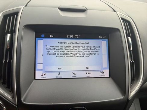 Used 2019 Ford Edge SEL AWD/4WD image 22