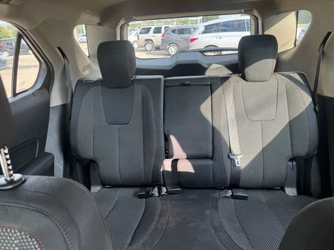 Used 2017 Chevrolet Equinox LS image 14