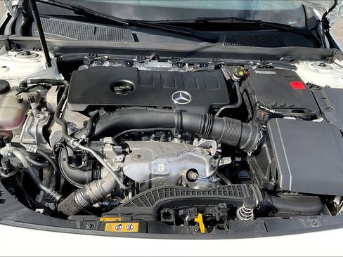 Used 2023 Mercedes-Benz CLA 250 w/ Premium Package image 28