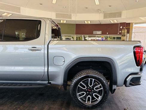 Used 2026 GMC Sierra 1500 AT4 w/ Technology Package AWD/4WD image 17