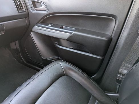 Used 2021 Chevrolet Colorado ZR2 w/ ZR2 Midnight Special Edition image 19