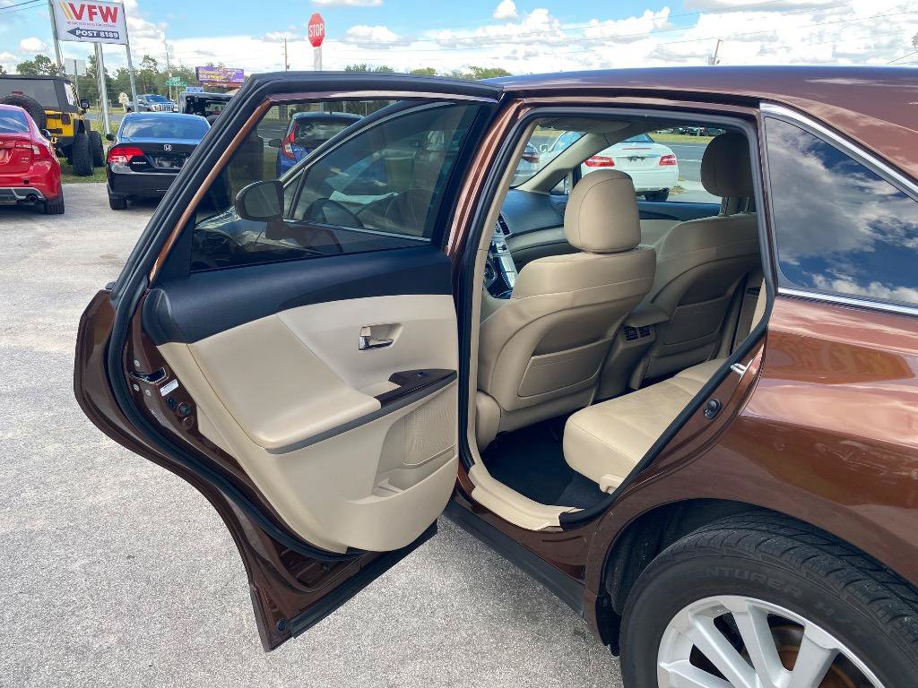 Used 2009 Toyota Venza w/ Convenience Pkg FWD image 15