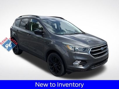 Used 2017 Ford Escape SE w/ SE Sport Appearance Package