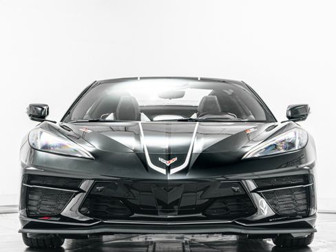 Used 2025 Chevrolet Corvette Stingray Preferred Conv w/ Chrome Exterior Badge Package RWD image 4