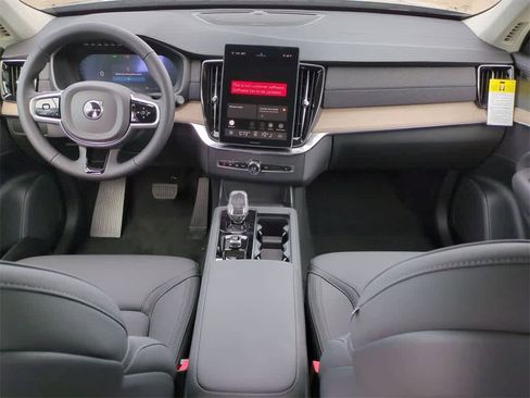 New 2026 Volvo XC90 B6 Plus w/ Protection Package Premier image 13