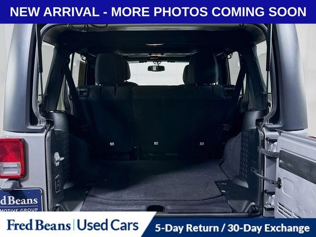 Used 2018 Jeep Wrangler Unlimited Rubicon w/ Cold Weather Group AWD/4WD image 30