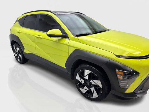 Used 2024 Hyundai Kona Limited FWD image 12