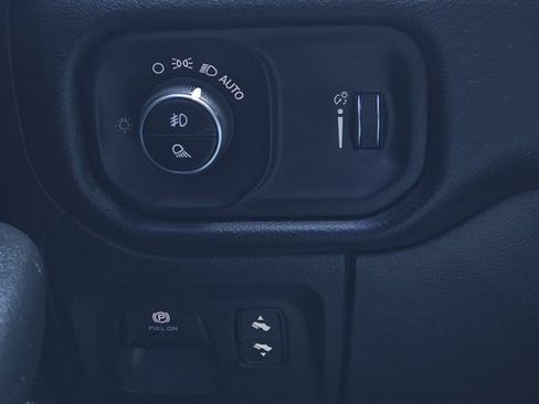 Used 2021 RAM 1500 Big Horn image 26