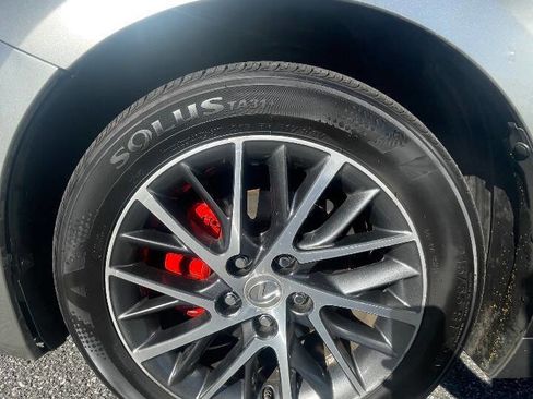 Used 2016 Lexus ES 350 w/ Luxury Package w/Wood Trim image 25