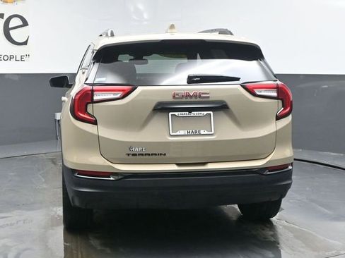 Used 2023 GMC Terrain SLE w/ Driver Convenience Package image 34