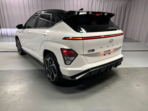 Used 2024 Hyundai Kona N Line image 5