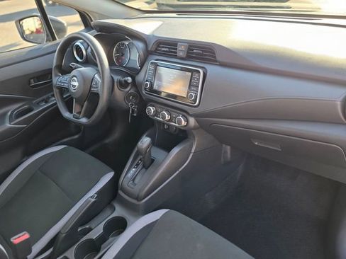 Used 2025 Nissan Versa S FWD image 9