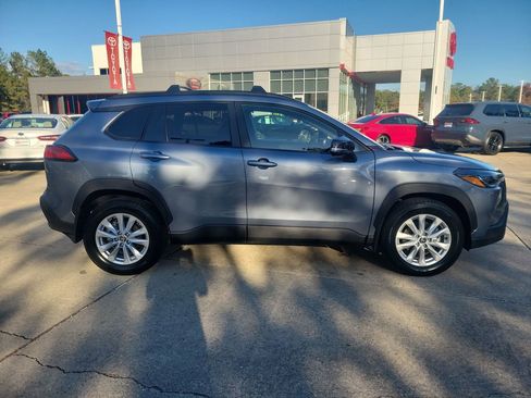 Certified 2025 Toyota Corolla Cross LE image 8