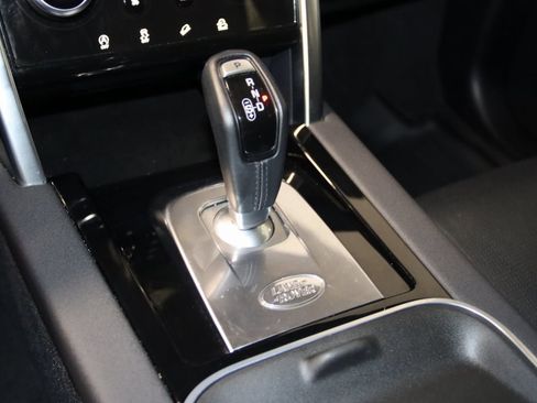 Used 2020 Land Rover Discovery Sport S image 39