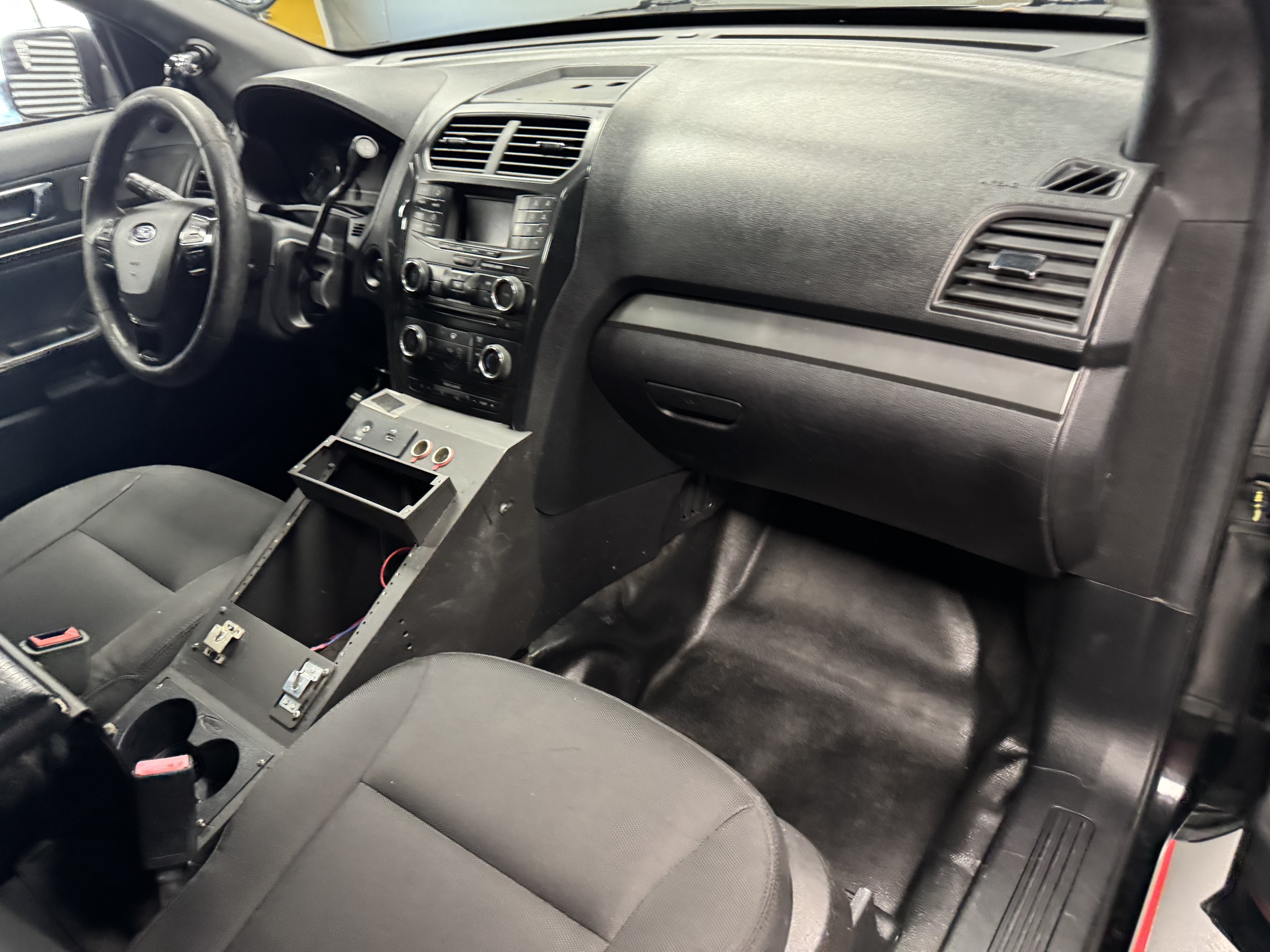 Used 2017 Ford Explorer 4WD Police Interceptor image 11