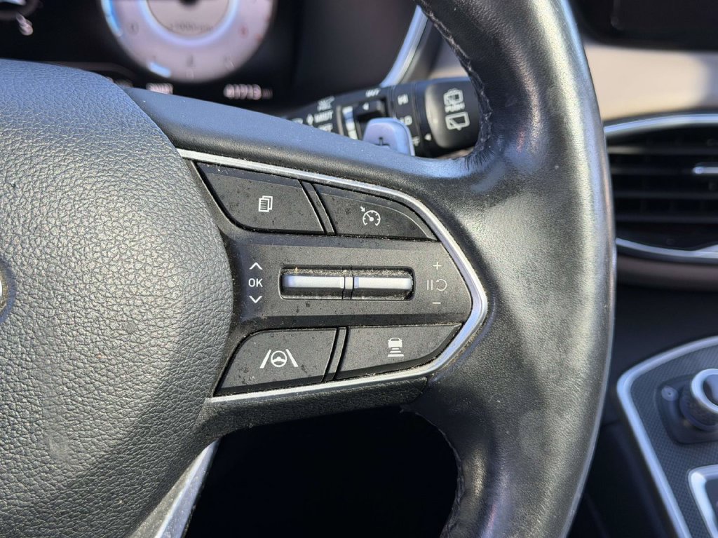 Used 2021 Hyundai Santa Fe SEL w/ Convenience + Premium Package AWD/4WD image 23
