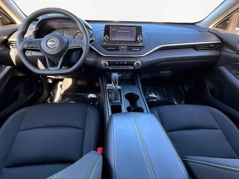 Used 2023 Nissan Altima 2.5 S image 16