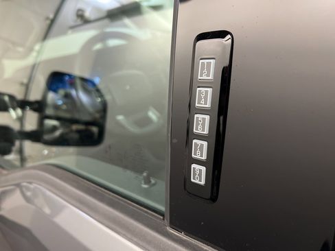 New 2026 Ford F350 Lariat w/ Black Appearance Package image 34