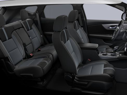New 2026 Chevrolet Blazer LT w/ Convenience Package FWD image 31