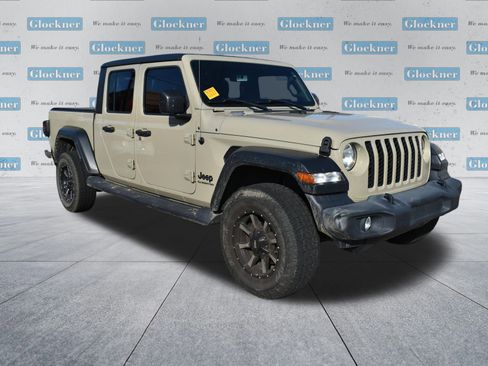 Used 2020 Jeep Gladiator Sport AWD/4WD image 10