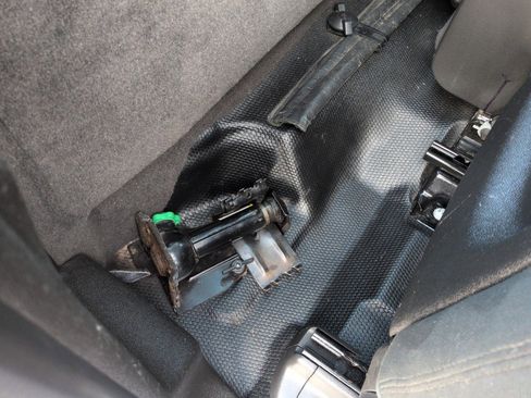 Used 2012 GMC Sierra 2500 W/T w/ Snow Plow Prep Package image 27