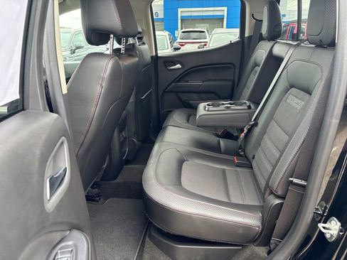 Used 2017 GMC Canyon SLE w/ All Terrain Package AWD/4WD image 22