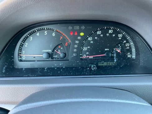 Used 2004 Toyota Camry LE FWD image 18