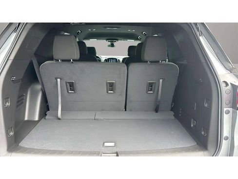 Certified 2023 Chevrolet Traverse LT image 9