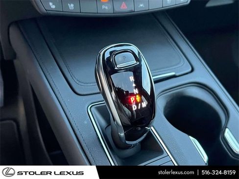 Used 2024 Cadillac XT4 Premium Luxury image 36