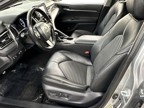 Used 2023 Toyota Camry SE FWD image 16