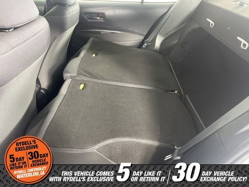Used 2025 Toyota Corolla LE image 25