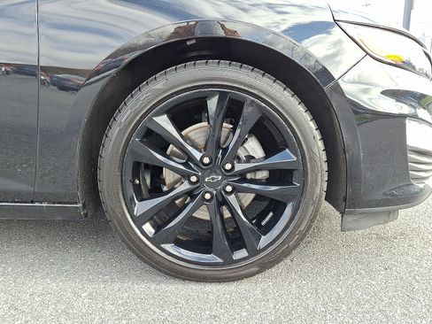 Used 2022 Chevrolet Malibu LT w/ Midnight Edition image 10