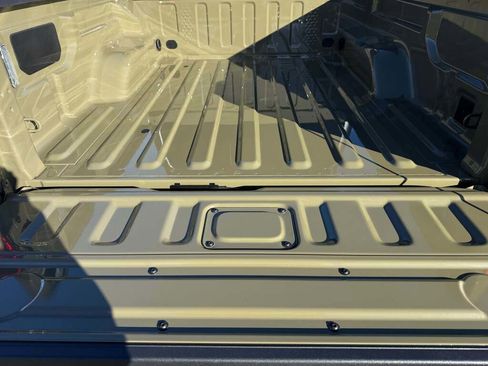 New 2026 Jeep Gladiator Sport image 25