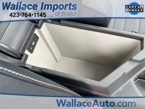 Certified 2025 Volkswagen Jetta SE image 29