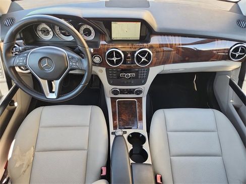 Used 2014 Mercedes-Benz GLK 350 2WD image 21