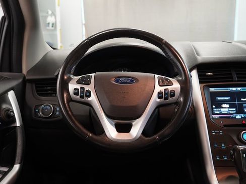Used 2013 Ford Edge SEL FWD image 11