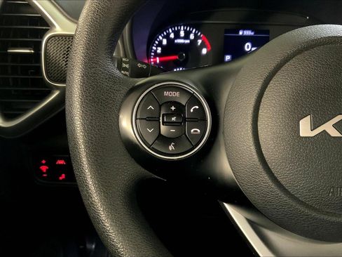 Used 2022 Kia Soul LX w/ Technology Package image 17