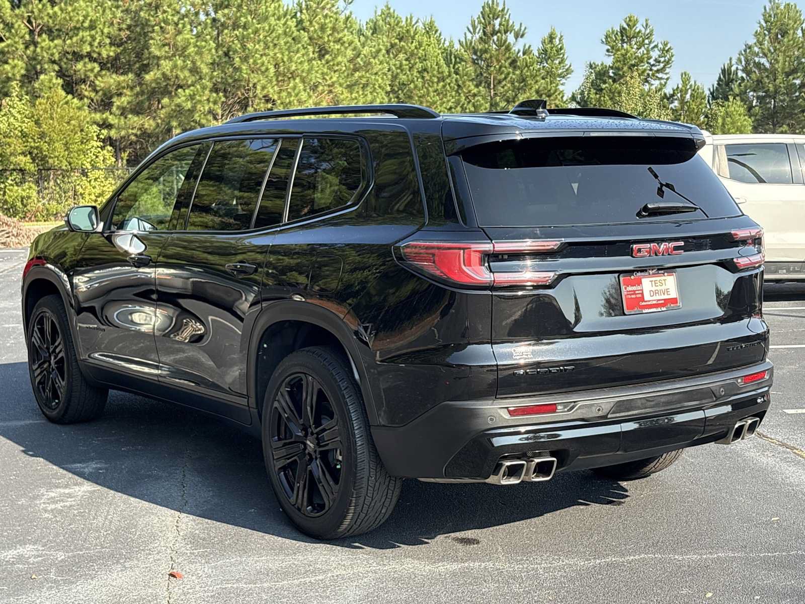 Used 2025 GMC Acadia Elevation w/ Elevation Premium Package FWD image 20