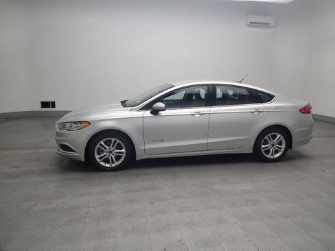 Used 2018 Ford Fusion S FWD image 2