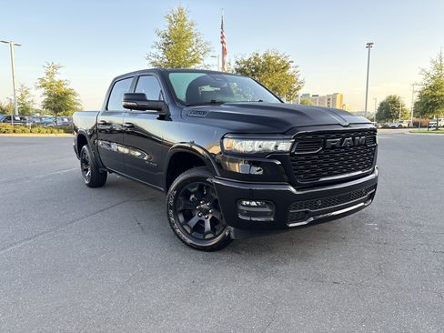 Used 2025 RAM 1500 Big Horn AWD/4WD image 2