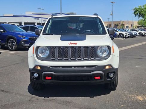 Used 2018 Jeep Renegade Trailhawk AWD/4WD image 2