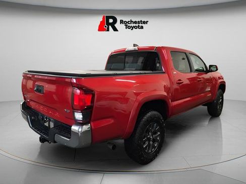 Certified 2023 Toyota Tacoma SR5 AWD/4WD image 3