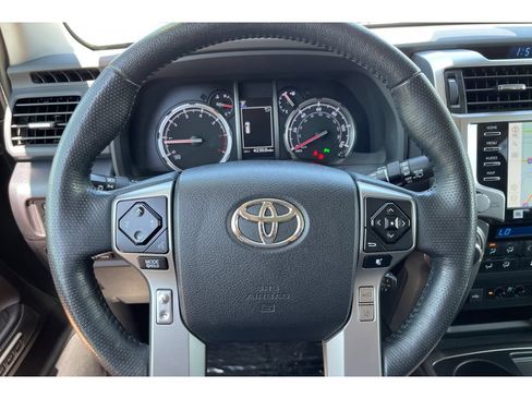 Used 2023 Toyota 4Runner Limited RWD image 37