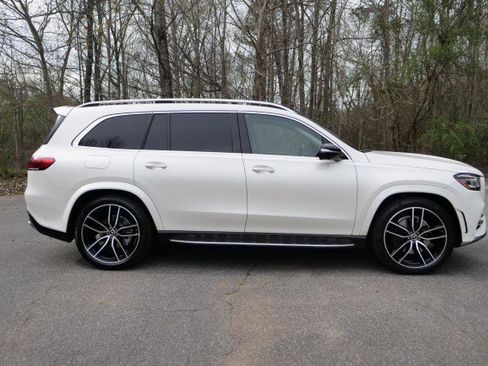 Used 2022 Mercedes-Benz GLS 450 4MATIC image 39