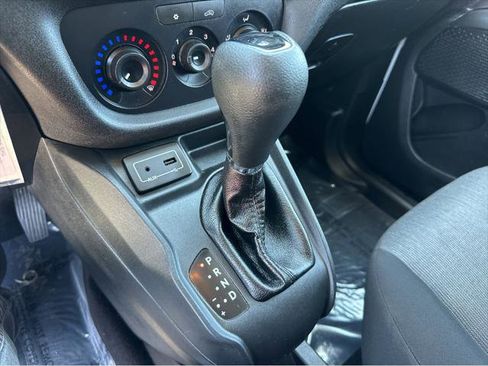 Used 2019 RAM ProMaster City Tradesman SLT image 24