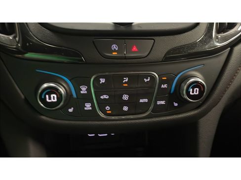 Used 2023 Chevrolet Equinox RS AWD/4WD image 14