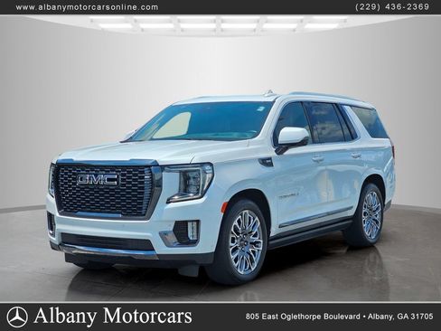Used 2023 GMC Yukon Denali Ultimate AWD/4WD image 1